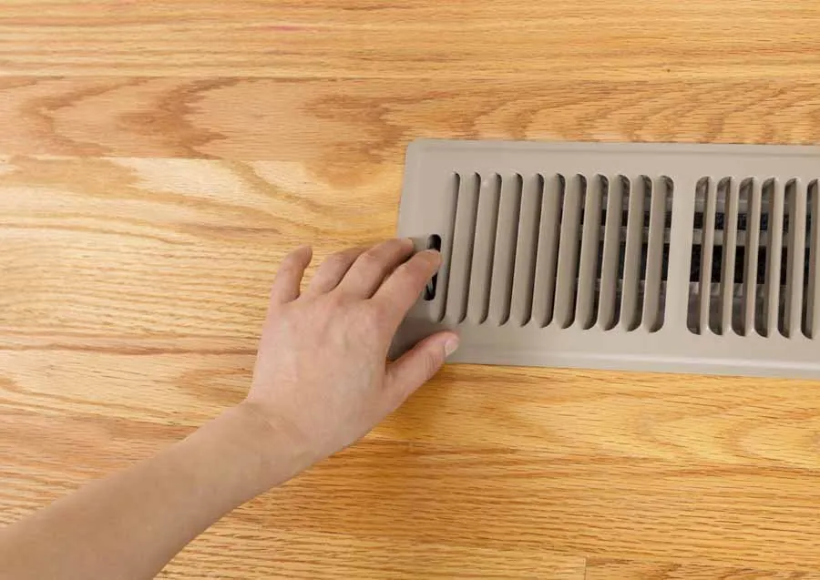 Closing a heating vent